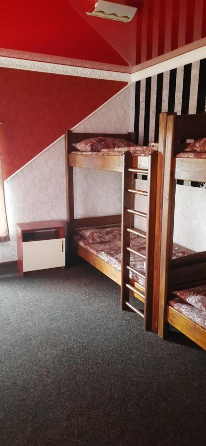 Inn Alibi Khorodelets Екстериор снимка