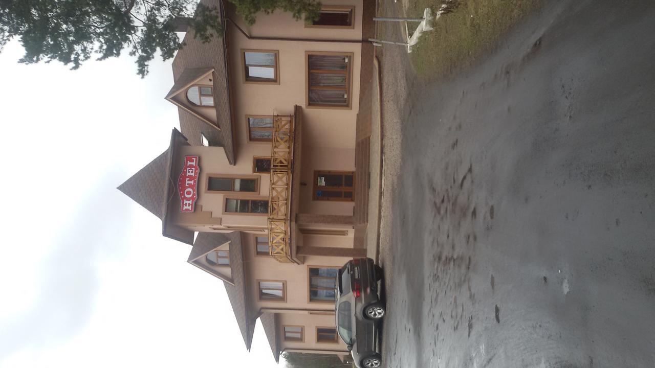 Inn Alibi Khorodelets Екстериор снимка